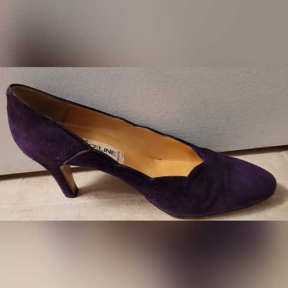 Celine Suede Pumps - Picture 4 of 9
